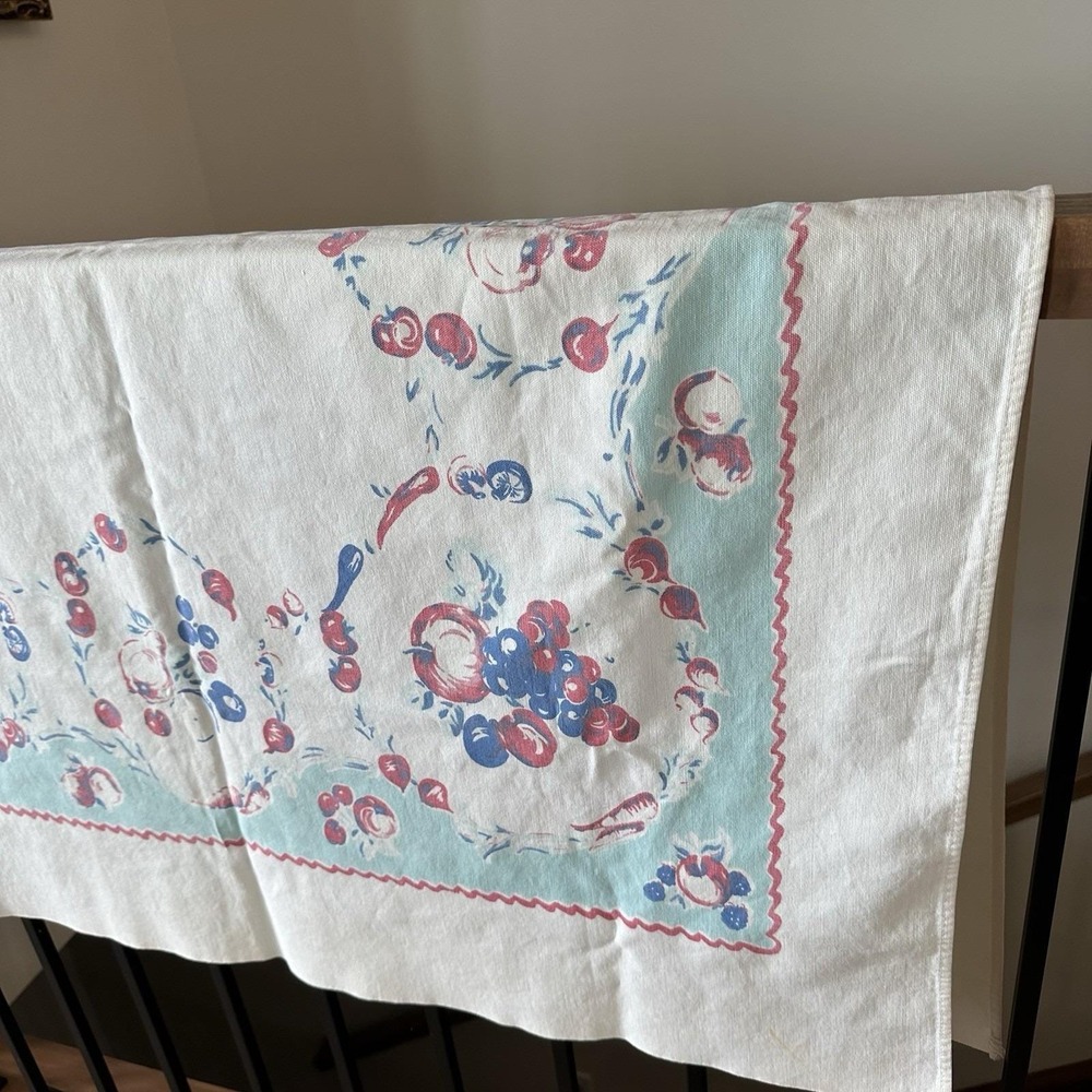 VTG Fruit Basket Tablecloth 1950's Blue Red Cotton 44x39 Square - Picture 3 of 10